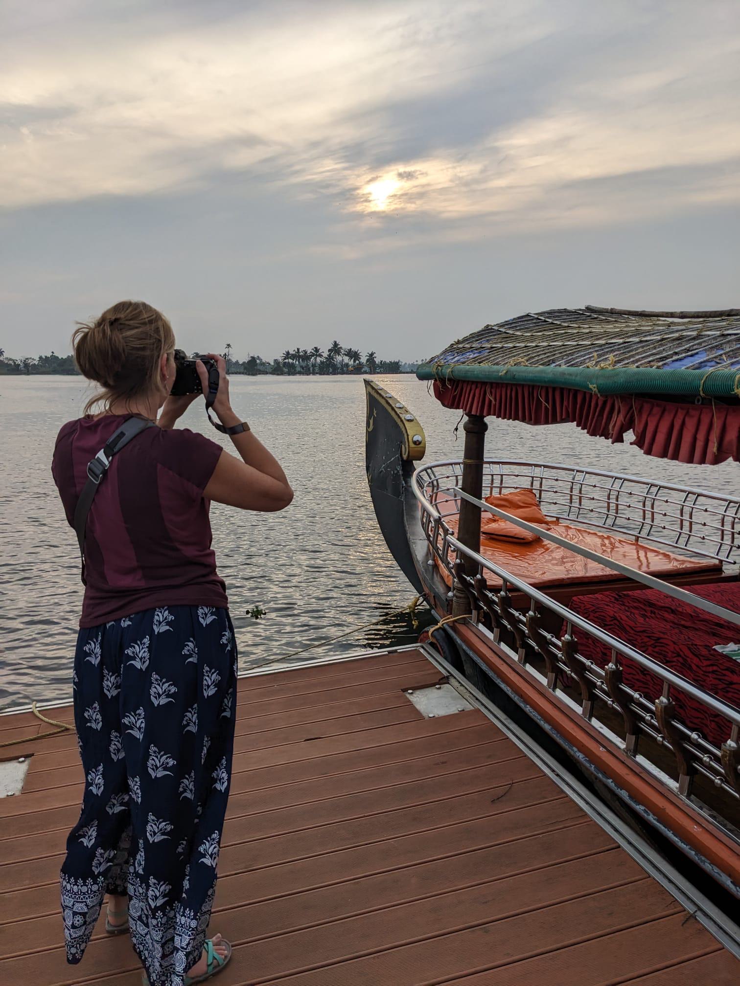 Jenny Rutterford photographing in Kerala